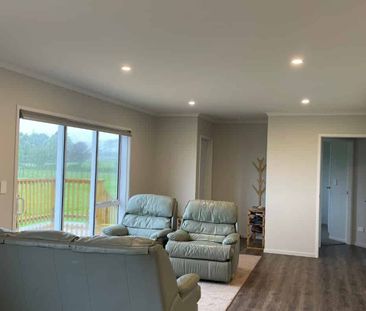 Idyllic Rural Location - Photo 3