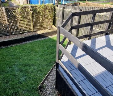 2 bedroom semi-detached house to rent - Photo 6