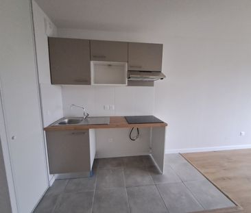 Location Appartement 3 pièces 58m² BRUGUIERES 31150 - Photo 3