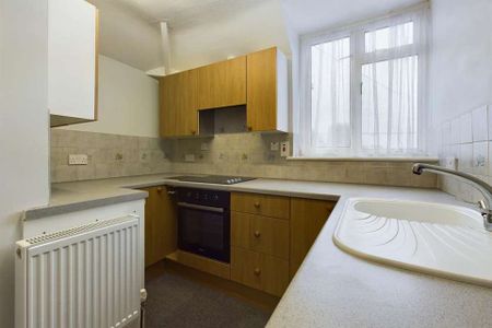 1 bedroom flat to rent - Photo 5