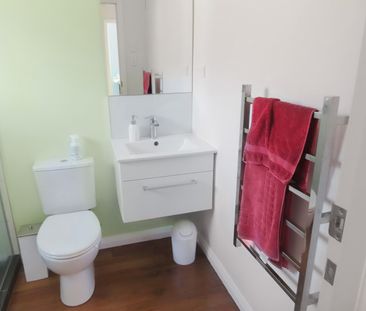 Waiwhetu Living - Photo 2