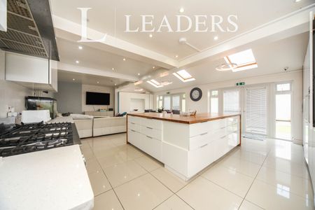 1 bedroom property to rent Black Swan Lane, Luton, Bedfordshire, LU3 - Photo 2