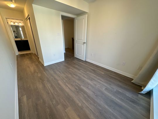 For Lease - 2789 Eglinton Avenue Unit# 412, Toronto, Ontario - Photo 1