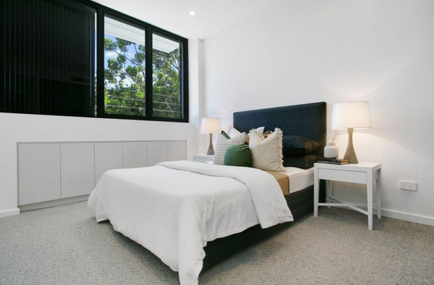 Modern 2-Bedroom Apartment in the Heart of Alexandria - Photo 1