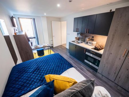 Studio to rent - Photo 2