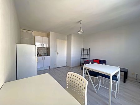 LA TERRASSE - T1 BIS RÉNOVÉ ET MEUBLÉ - PARKING, - Photo 4