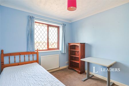 1 bedroom house to rent Baverstock Road, Poole, Dorset, BH12 - Photo 5