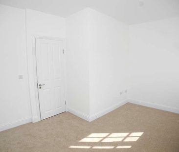 Heckingham Park Drive, Hales, NR14 - Photo 2