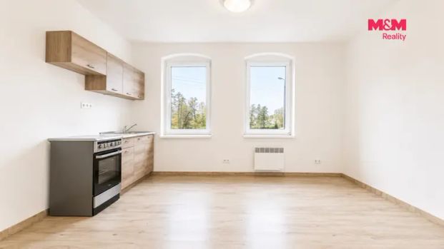 Pronájem bytu 2+kk, 44 m - Fotografie 1