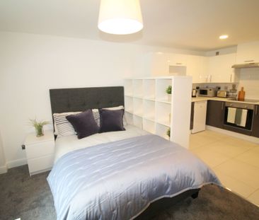 Flat 81, Samara Plaza, LS2 9DU, Leeds - Photo 2