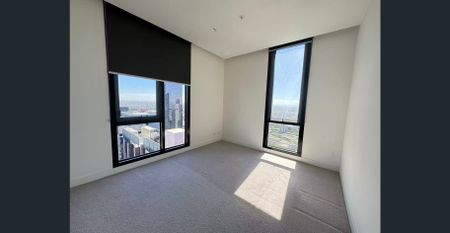 The Ultimate CBD Lifestyle: 2B2B Right Next to RMIT & Melbourne Central - Photo 5