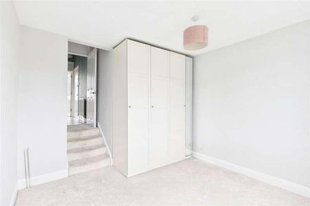 Holmdene Avenue, London, SE24 - Photo 5