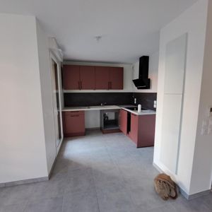 Location Appartement 1 pièce 28m² THONON LES BAINS 74200 - Photo 2