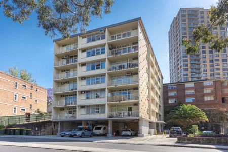 Comfortable Studio Living in Central Position - Photo 5