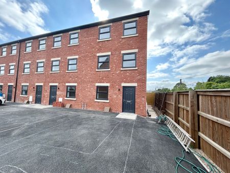 4 bedroom house to rent - Photo 2