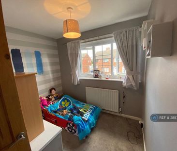 3 bedroom terraced house to rent - Photo 3