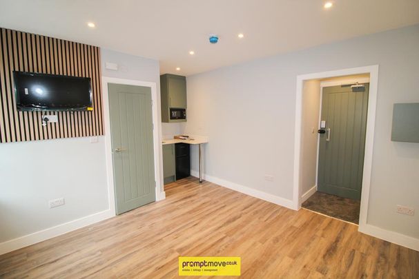 Studio to rent - Photo 1