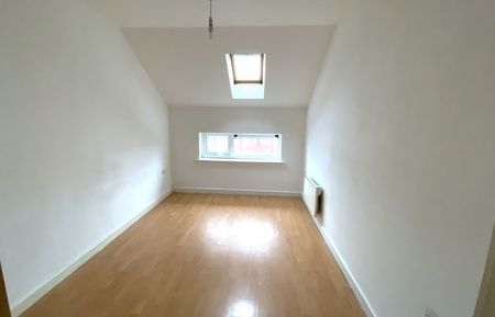 2 Bed Flat, Sugar Mill Square, M5 - Photo 4
