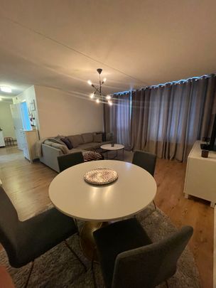 Koldinggatan, Kista - Photo 1