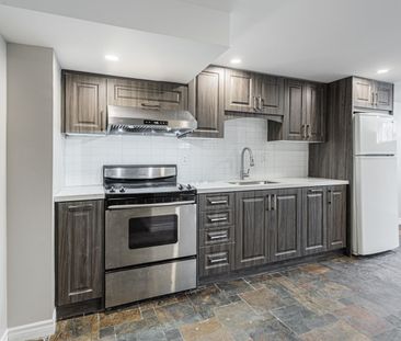 For Lease - 72B Dunning Avenue, Aurora, Ontario - Photo 4