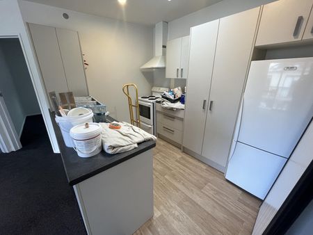 Refurbished apartment in Arrowtown - Photo 2