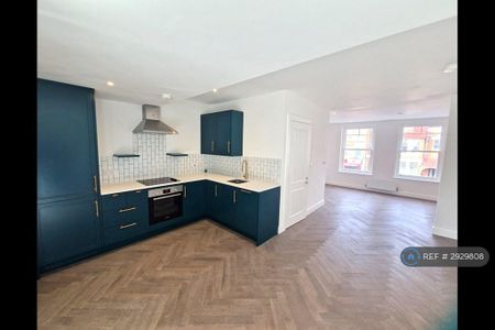 Studio to rent - Photo 2