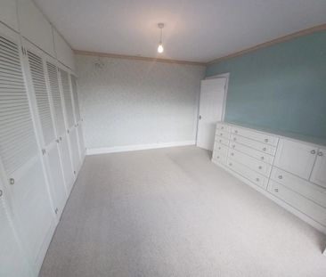 5 bedroom detached house to rent - Photo 5