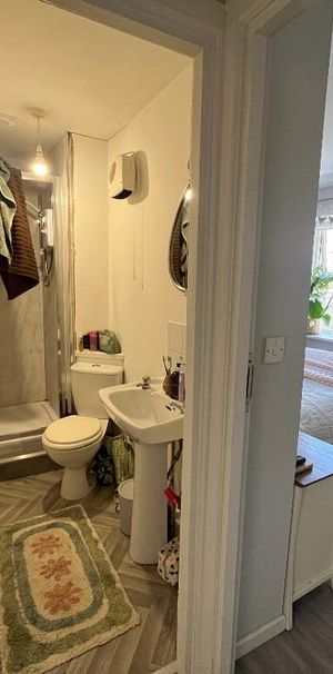 D, 2 Glasgow St, Derry, BT48 0DR - Photo 1