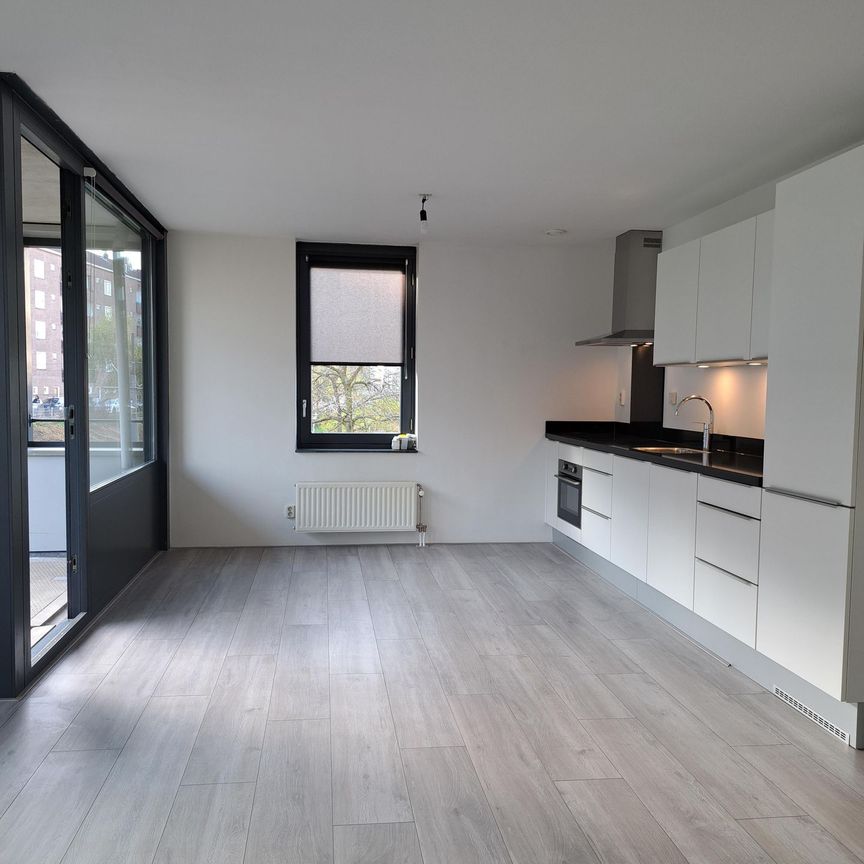 Appartement te huur: Burgemeester Röellstraat 514 1067 XR Amsterdam - Foto 1