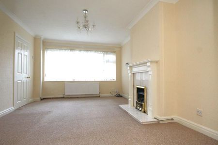 3 bedroom semi-detached house to rent - Photo 4