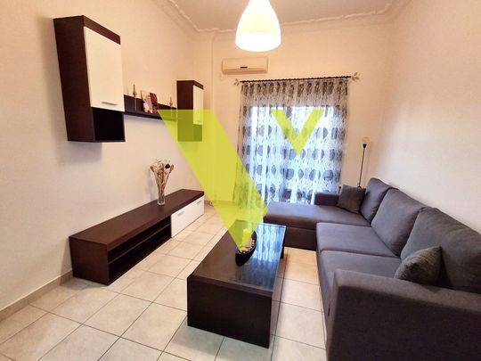 Ενοικίαση κατοικίας, 42 τ.μ., Γλυφάδα, 600 € - Photo 1