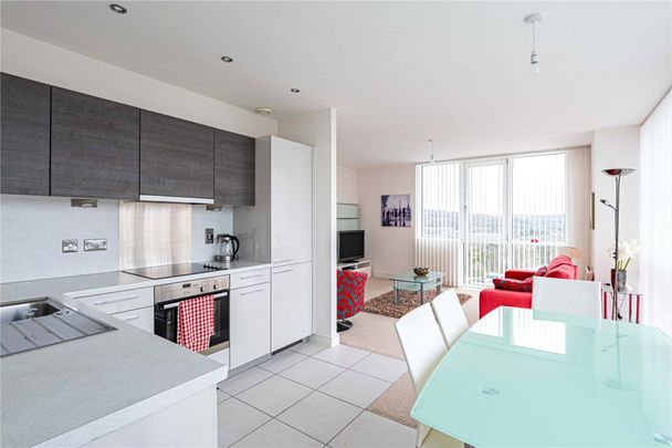 2 bed Flat for rent - Photo 1