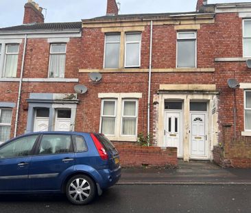 3 bedroom flat to rent - Photo 6