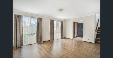 Situated in a highly sought after location of Carrum! - Photo 2