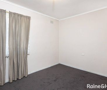 COMFORTABLE LIVING - Photo 1