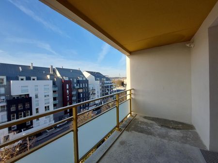 location Appartement T3 DE 59.57m² À ROUEN - Photo 2