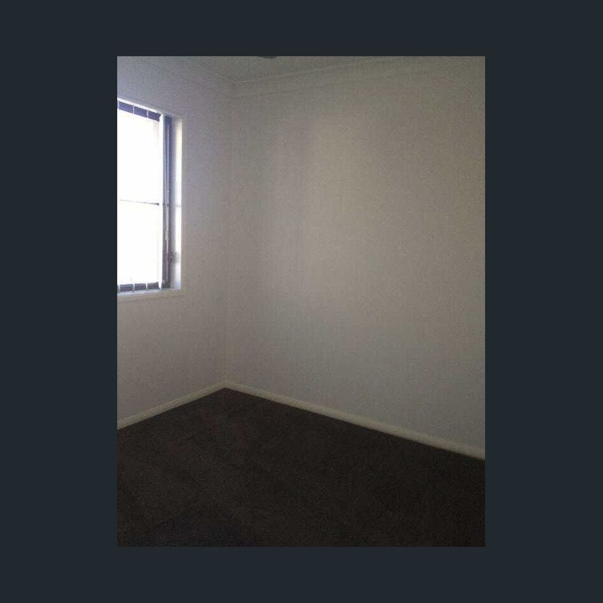 LARGE FAMILY HOME CLOSE TO BEACH - Photo 1