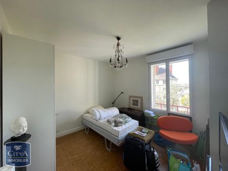 Location Appartement 3 pièces 78m² LORIENT 56100 - Photo 2