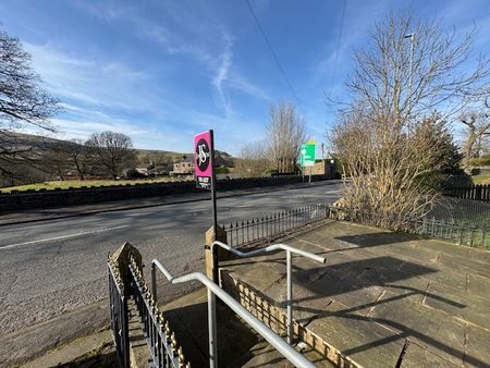 Burnley Road, Cliviger - Photo 2