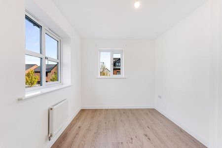 3 bedroom detached house to rent - Photo 4