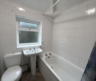 2 bedroom house to rent - Photo 1