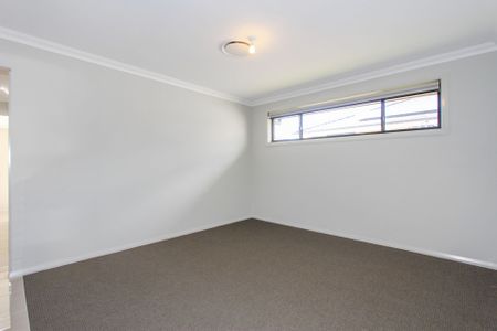 Large Family Home - Photo 2