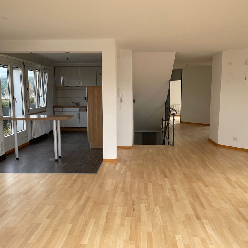 Spacious 5.5-room duplex penthouse in the center of Porrentruy - Photo 1