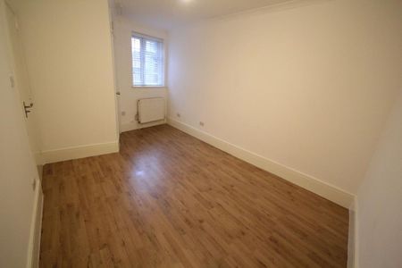 House share to rent - Photo 3