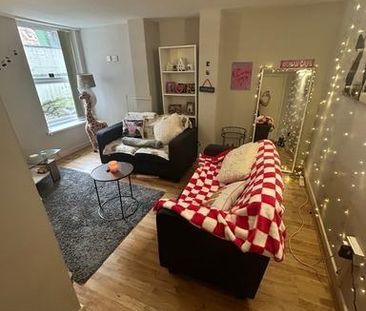 2 bedroom house to rent - Photo 2