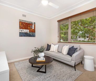 Expansive Family Home in Premier Location - Photo 2