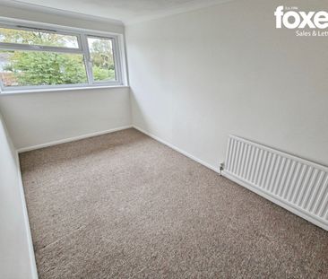 3 bed end of terrace house to rent in Bear Cross Avenue, Bournemout... - Photo 5
