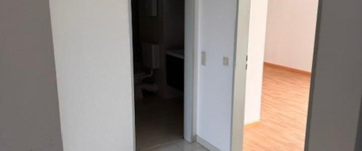 Helle 2-Zimmer Wohnung inkl. Tiefgaragenstellplatz und EBK - Foto 1