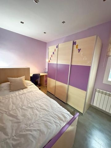 Passeig de Fabra i Puig, Barcelona, Catalonia - Photo 5