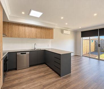 Brand New, Modern & Effortless Living - Photo 5